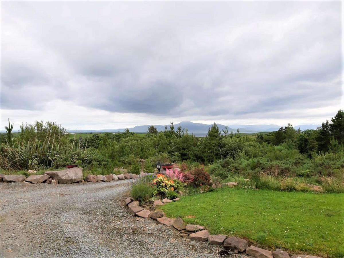 Stone Fronted Detached Cottage Just Over 2 Miles From Mulranny Village 外观 照片