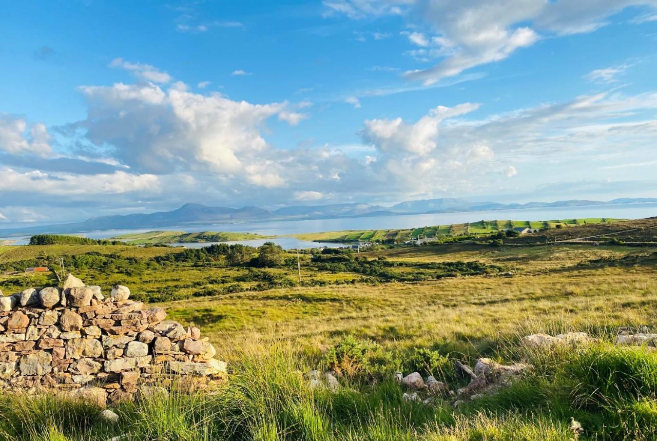 Stone Fronted Detached Cottage Just Over 2 Miles From Mulranny Village 外观 照片