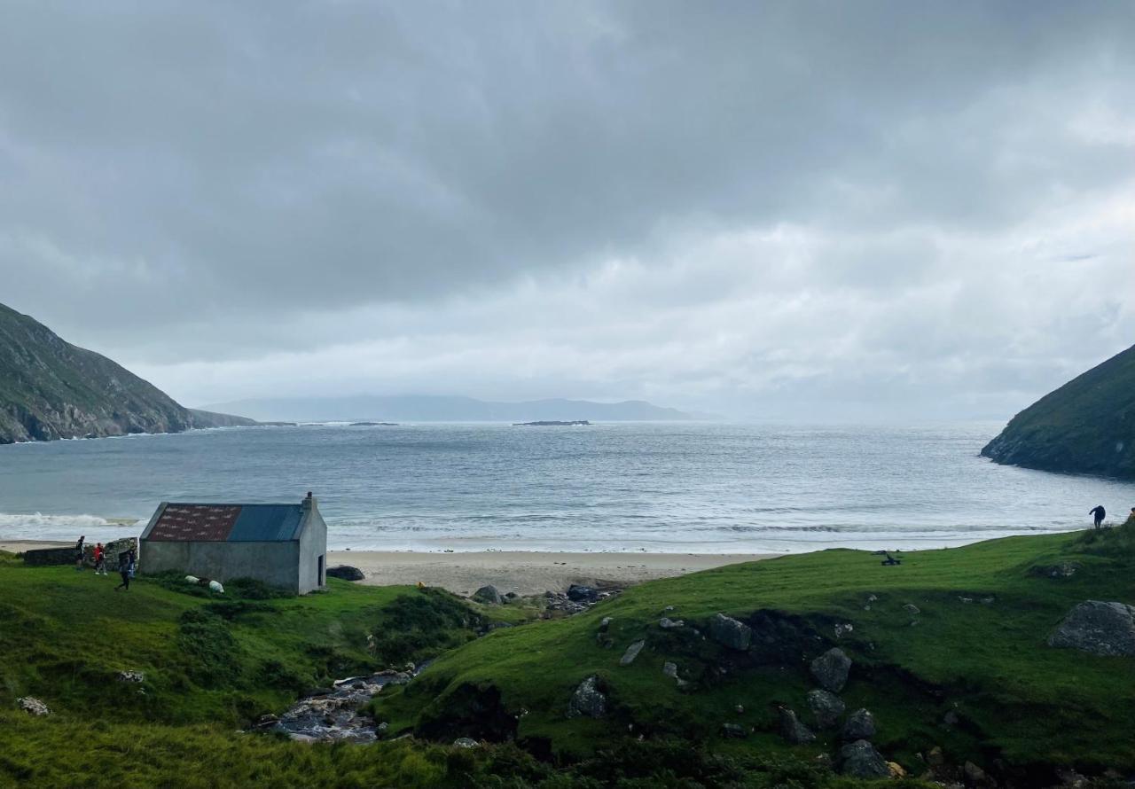 Stone Fronted Detached Cottage Just Over 2 Miles From Mulranny Village 外观 照片